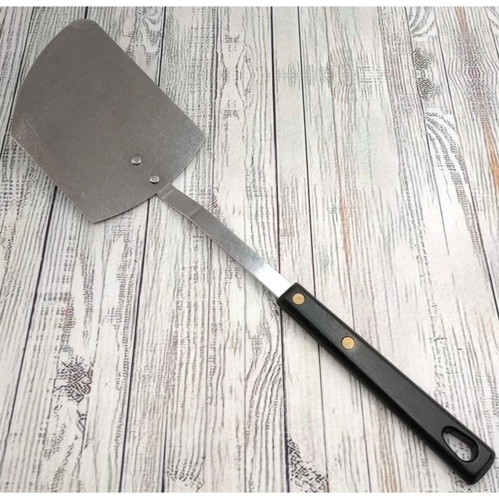 Vtg Royal Brand Sharp Cutter Stainless Solid Angled Spatula Black Handle USA